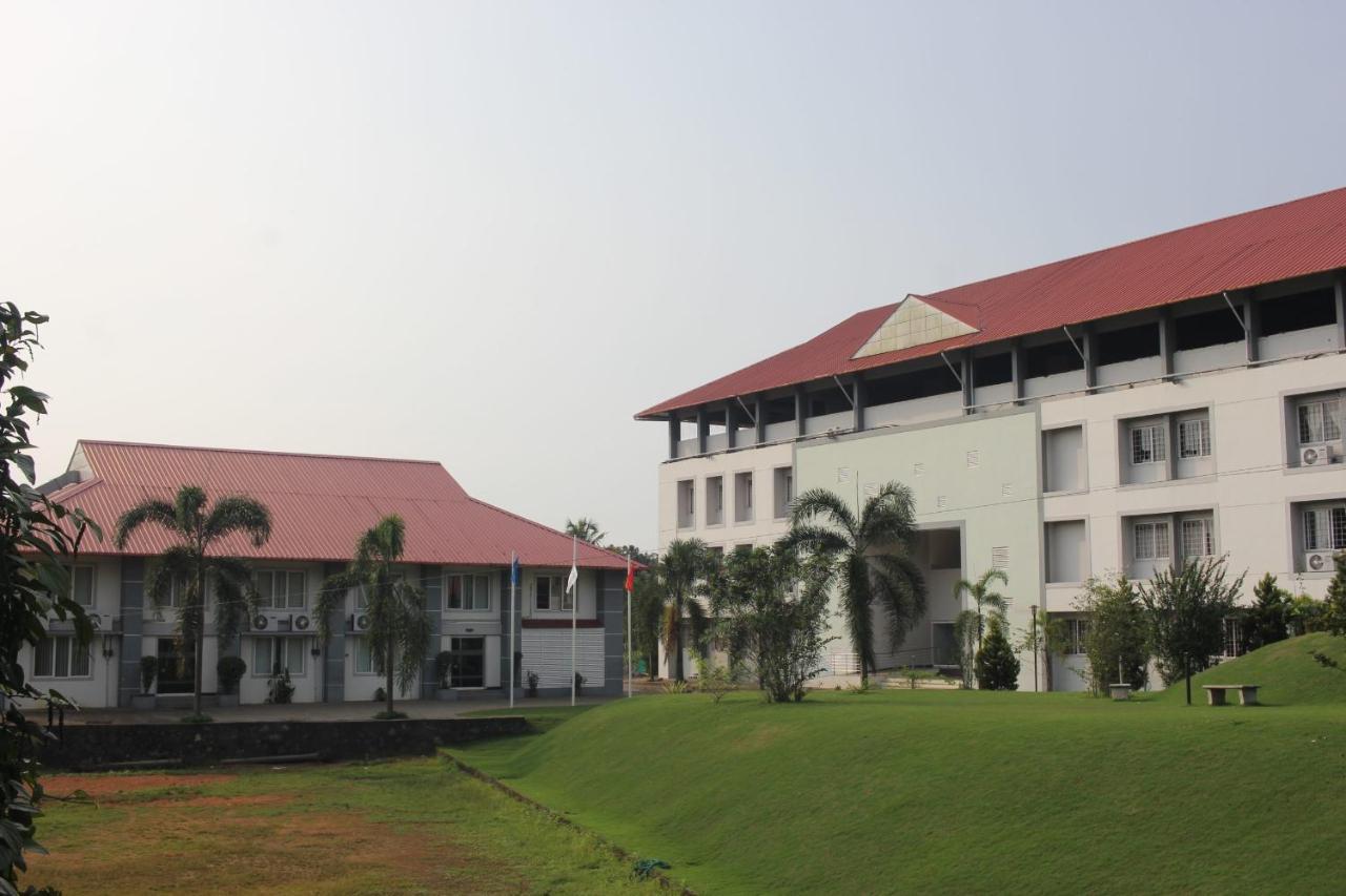 Angamaly Convention Centre Hotel Kochi Kültér fotó