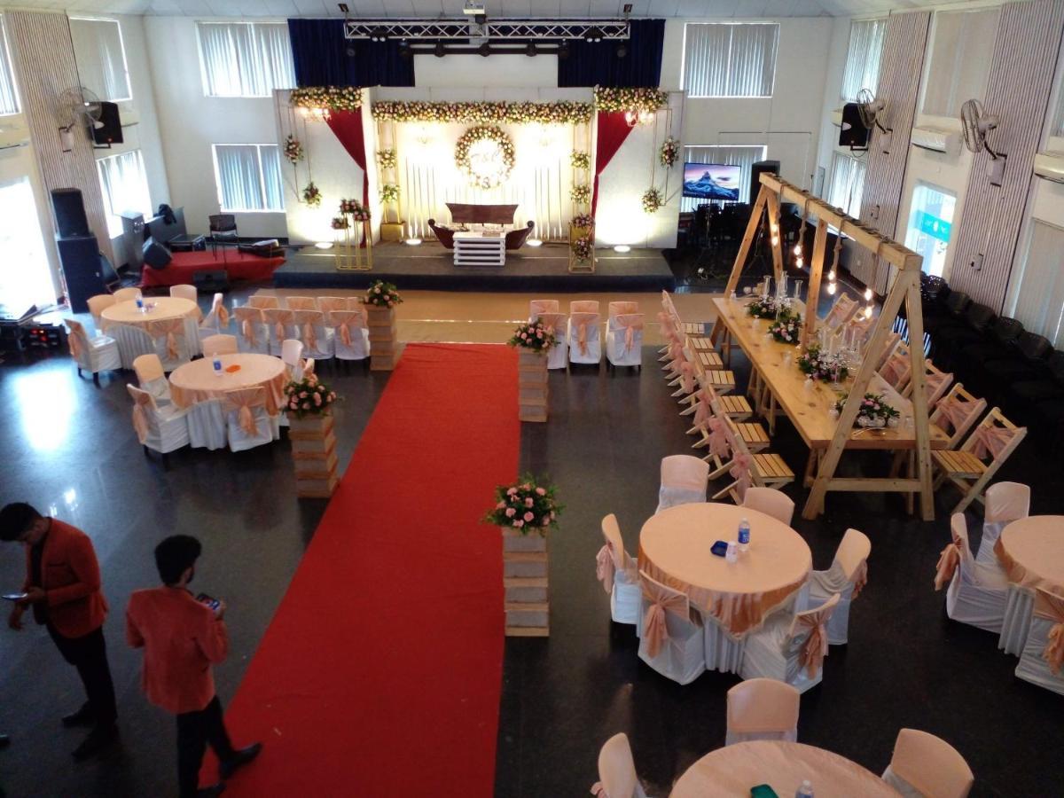 Angamaly Convention Centre Hotel Kochi Kültér fotó